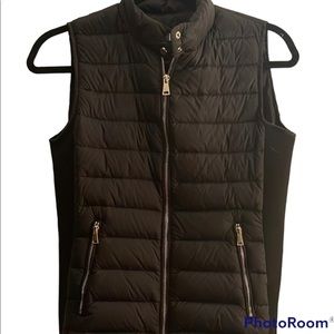 Zara black puffy vest